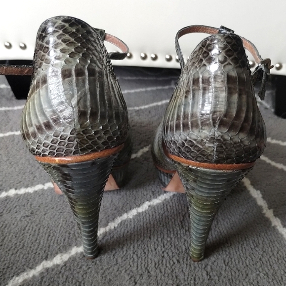 Embossed Green Snake Python Print T Strap Platfor… - image 7